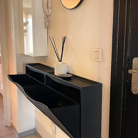 T2 With Balcony - Near Apartment