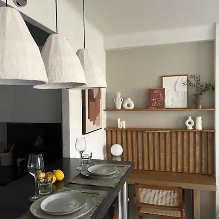 Apartment T2 With Balcony - Near Cannes